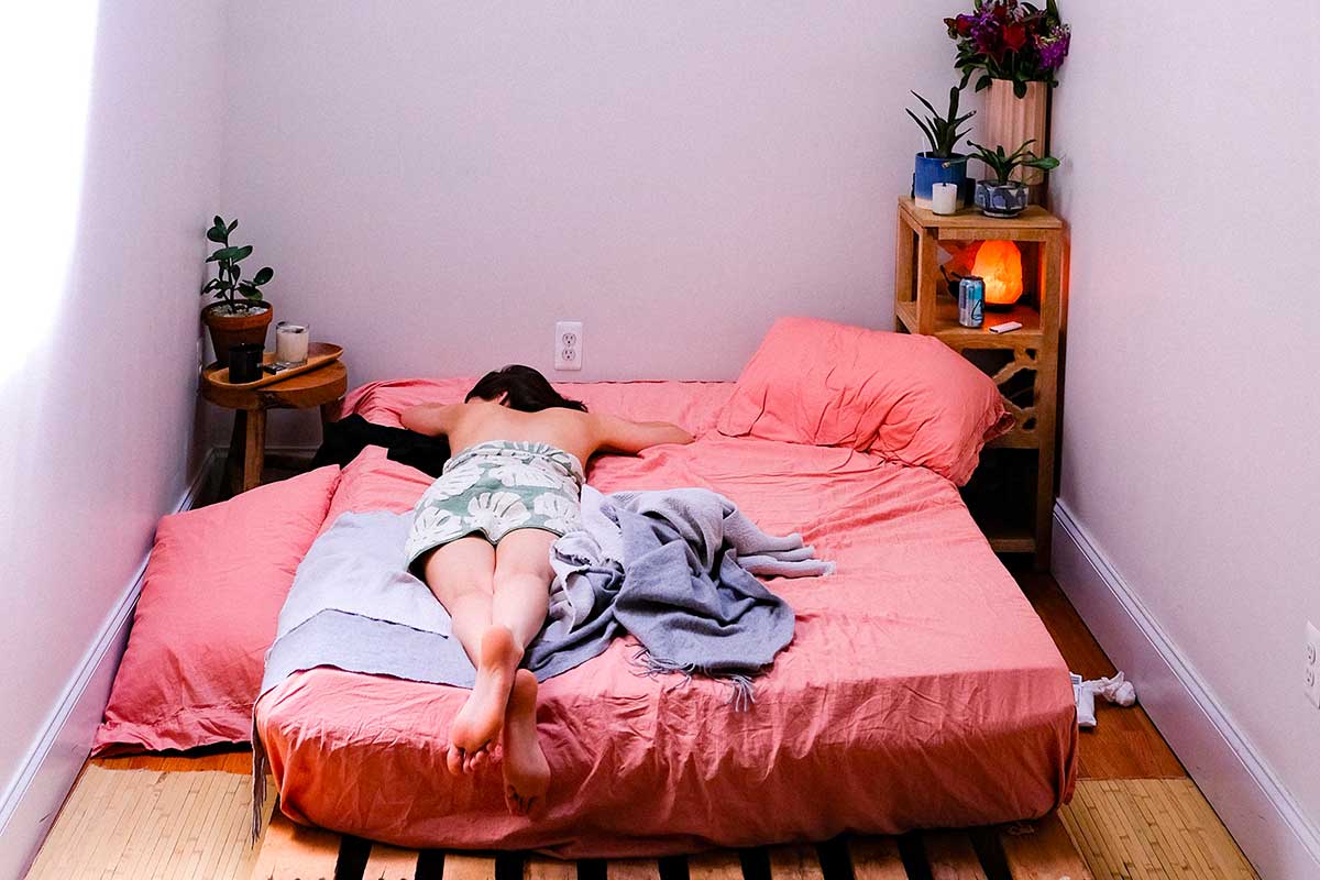 Come addormentarsi facilmente: 2 tecniche di rilassamento (+ 1)